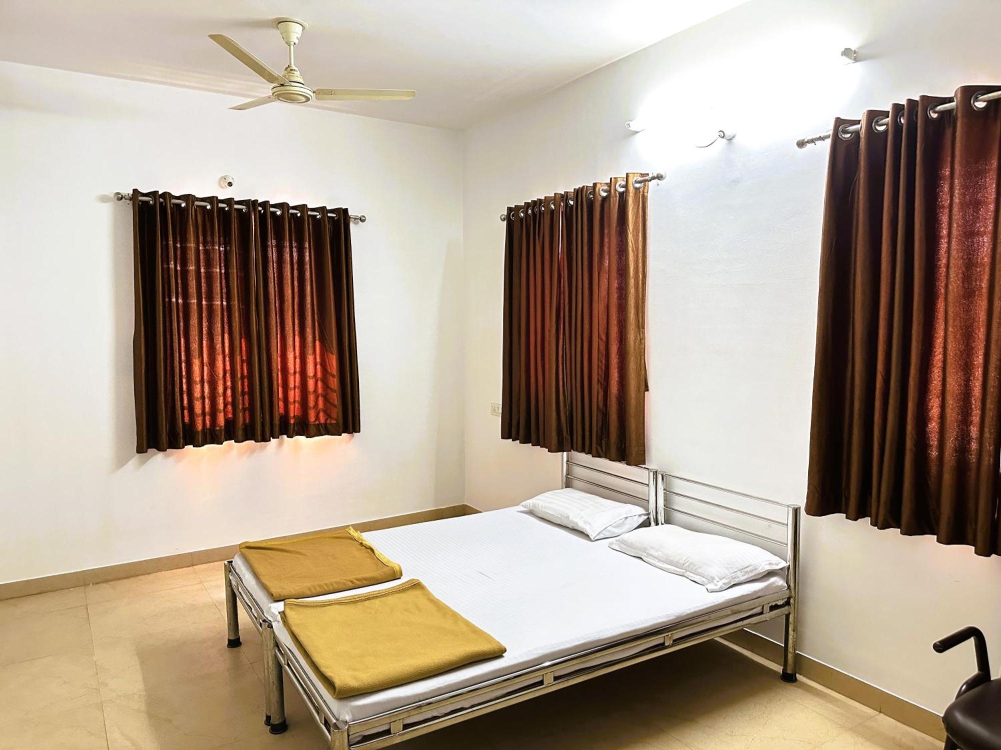 Ranjan Vadi Hotel Bhuj Exterior foto
