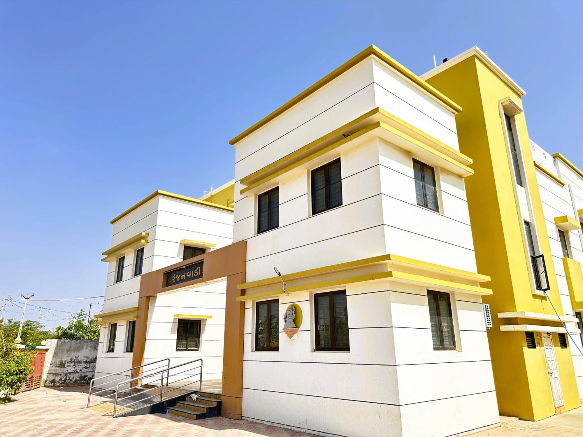 Ranjan Vadi Hotel Bhuj Exterior foto