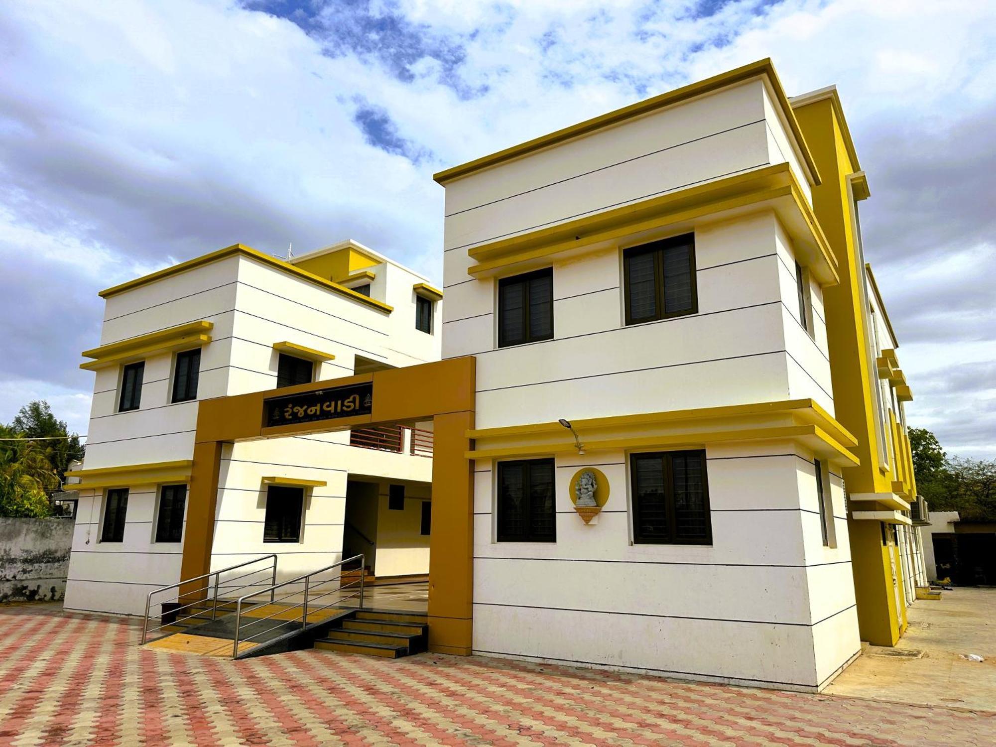 Ranjan Vadi Hotel Bhuj Exterior foto